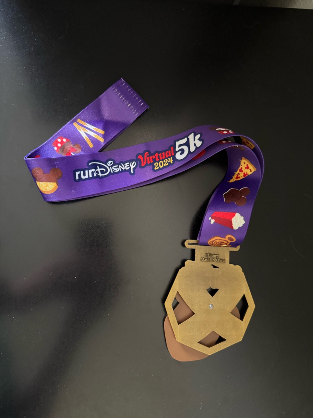 RunDisney Virtual Series 5K 2024 Medal - Picture 3 of 3